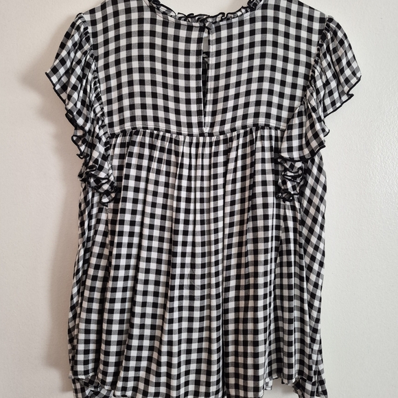 Time and Tru Checkered Ruffle Blouse - Picture 7 of 10